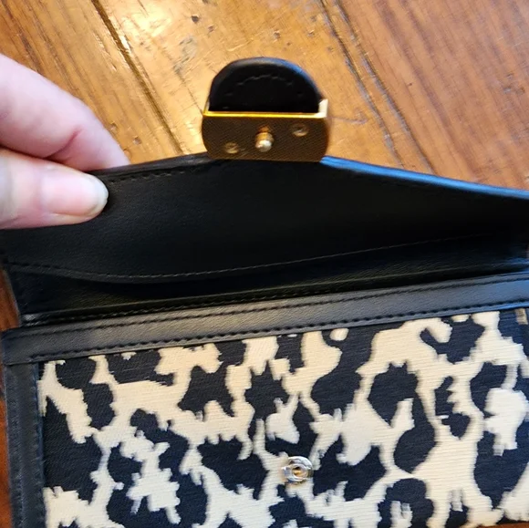 Awesome Wallet Great Gift!! - Picture 5 of 6